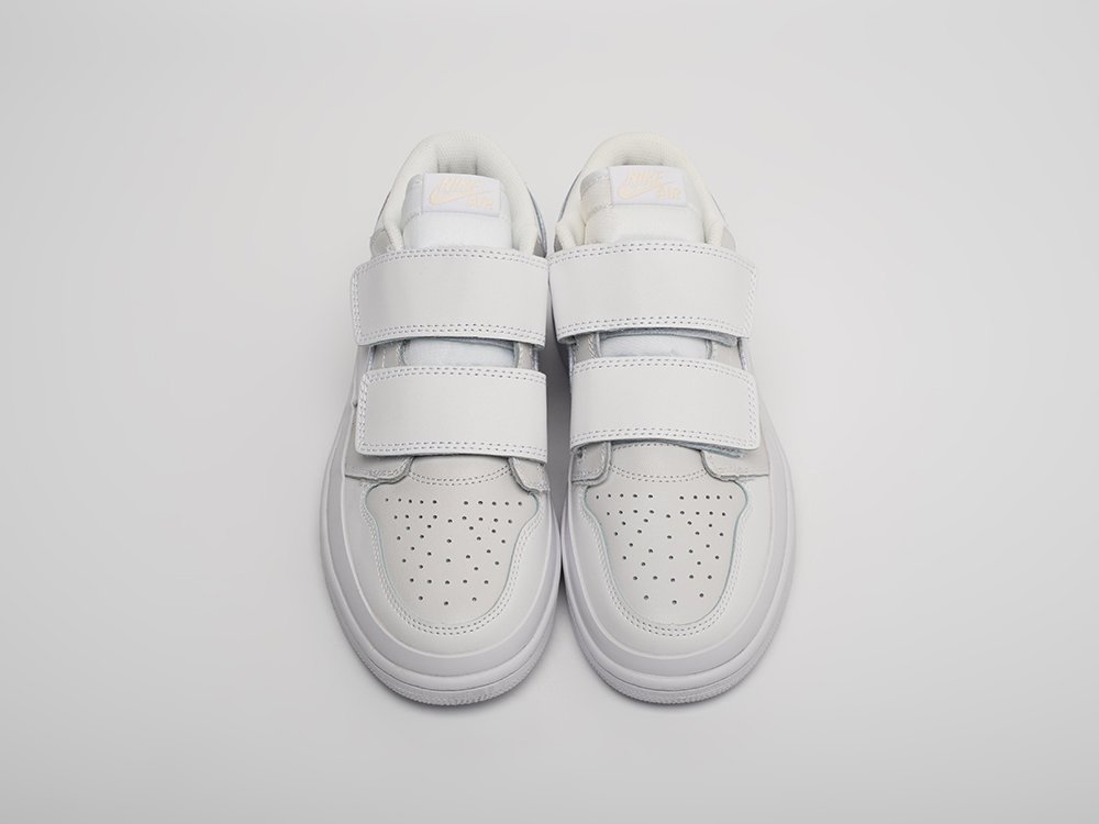 Nike air jordan low 1 white best sale